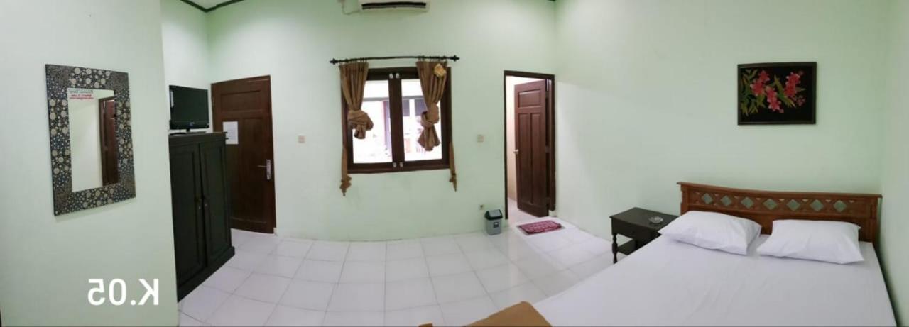 فندق Embe Pitoe Syariah Gejayan Mitra Reddoorz Pakualaman المظهر الخارجي الصورة