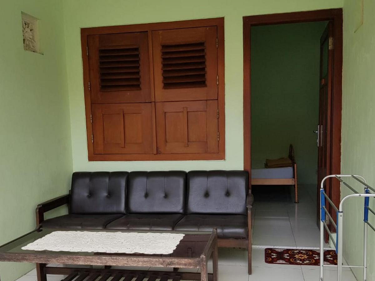 فندق Embe Pitoe Syariah Gejayan Mitra Reddoorz Pakualaman المظهر الخارجي الصورة