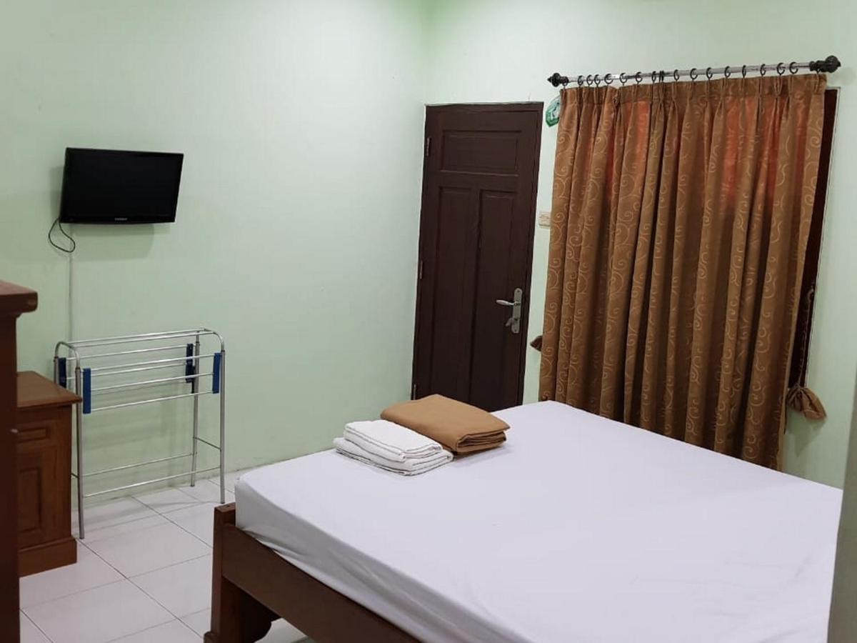 فندق Embe Pitoe Syariah Gejayan Mitra Reddoorz Pakualaman المظهر الخارجي الصورة